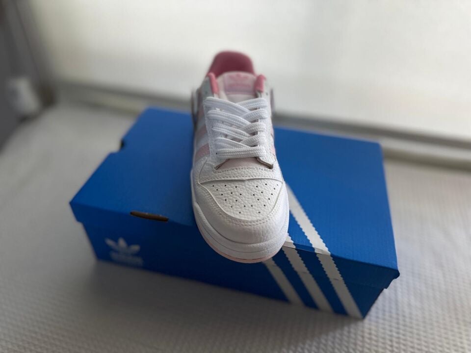 FORUM LOW