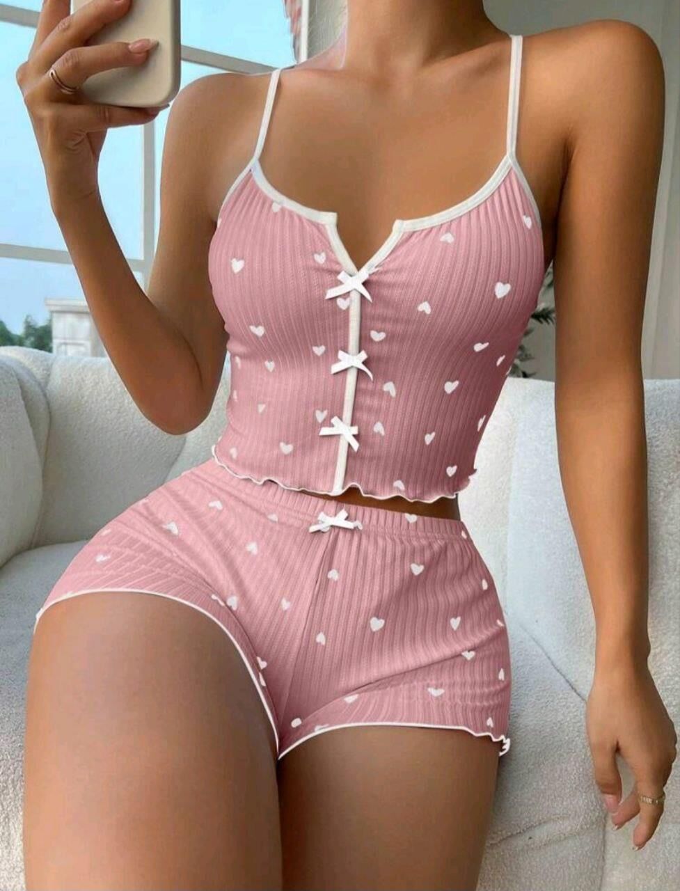 Kadın Pembe Kalpli Askılı Şortlu Pijama Takım 5009